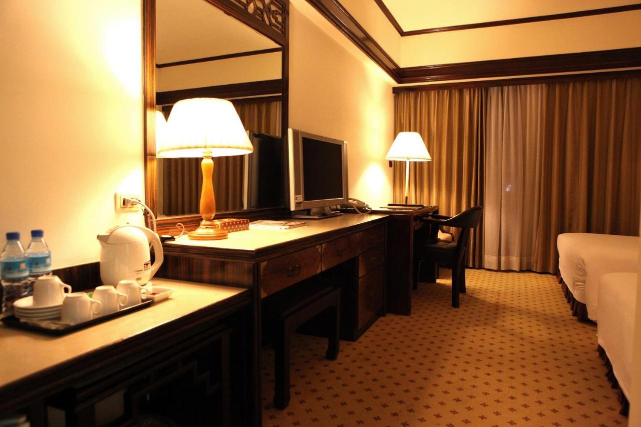 King'S Town Hotel Kaohsiung Exterior photo