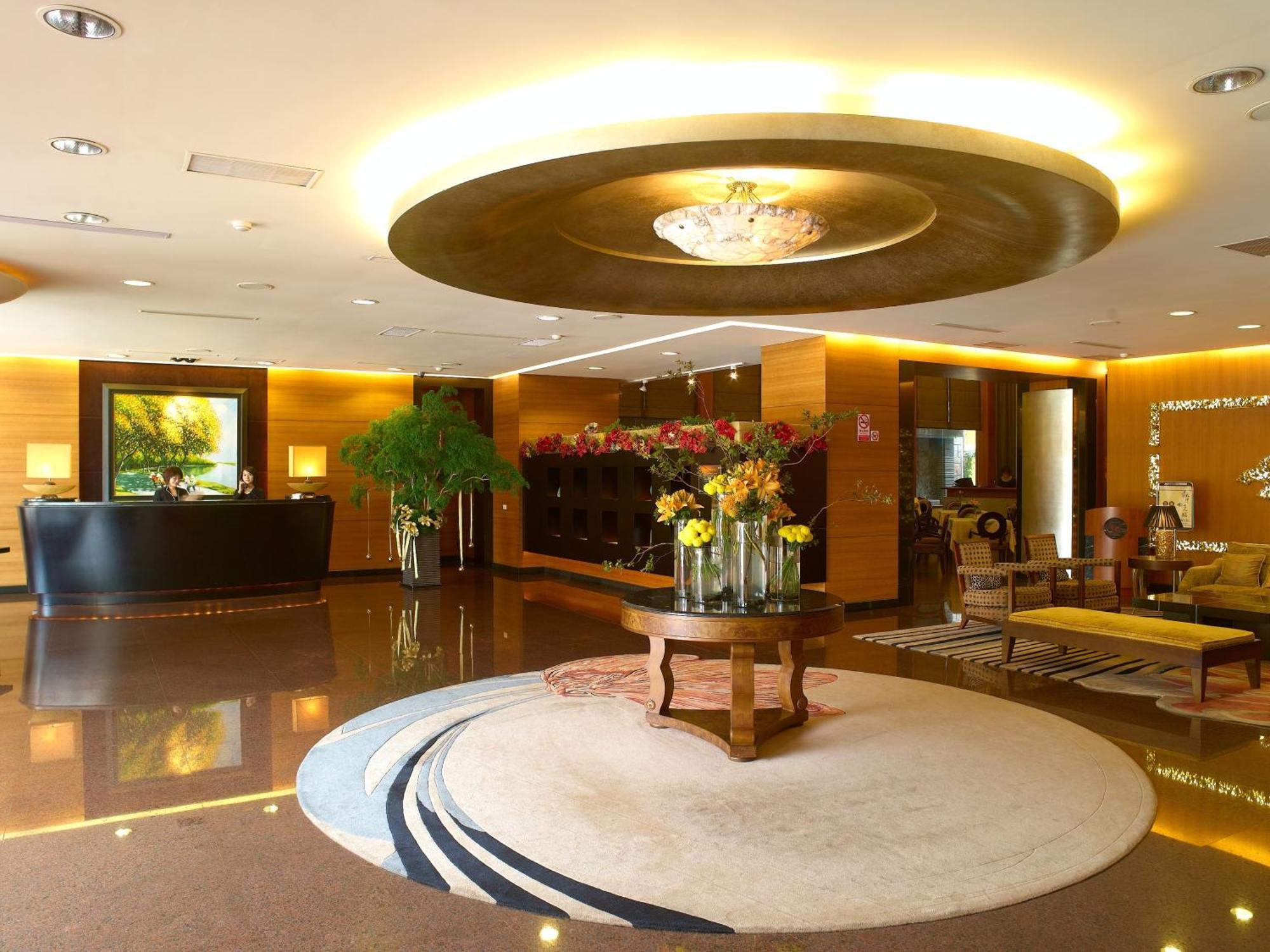 King'S Town Hotel Kaohsiung Exterior photo