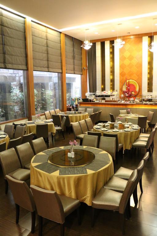 King'S Town Hotel Kaohsiung Exterior photo